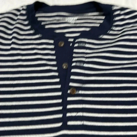 Lands End Striped Blue /White Henley Mems Xl/T 46-48 - Picture 2 of 5